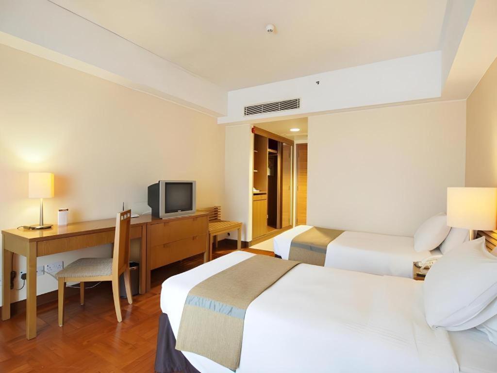 Caritas Oswald Cheung International House Hotel Hong Kong Bagian luar foto