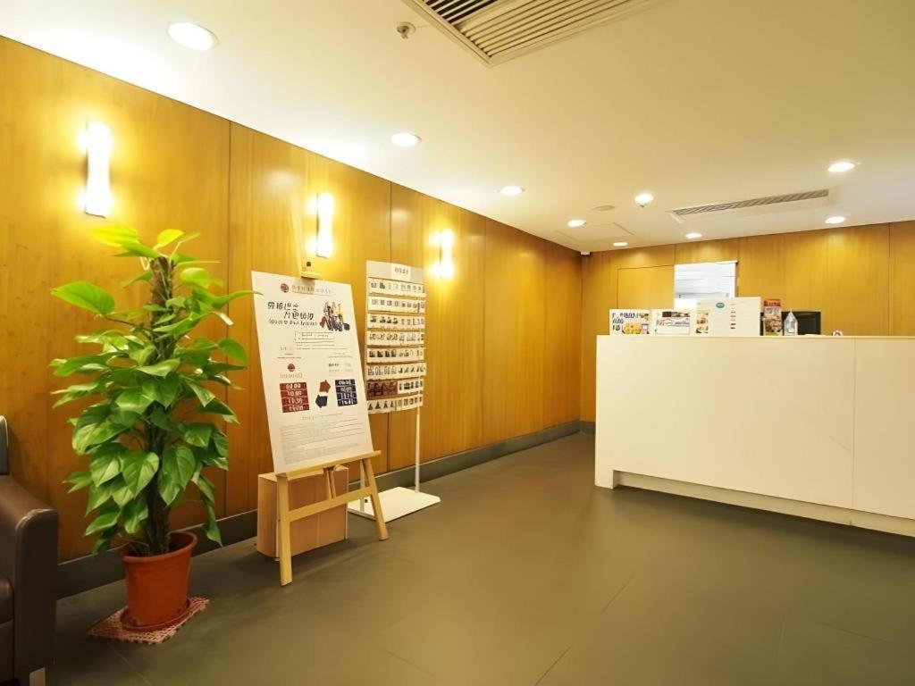 Caritas Oswald Cheung International House Hotel Hong Kong Bagian luar foto