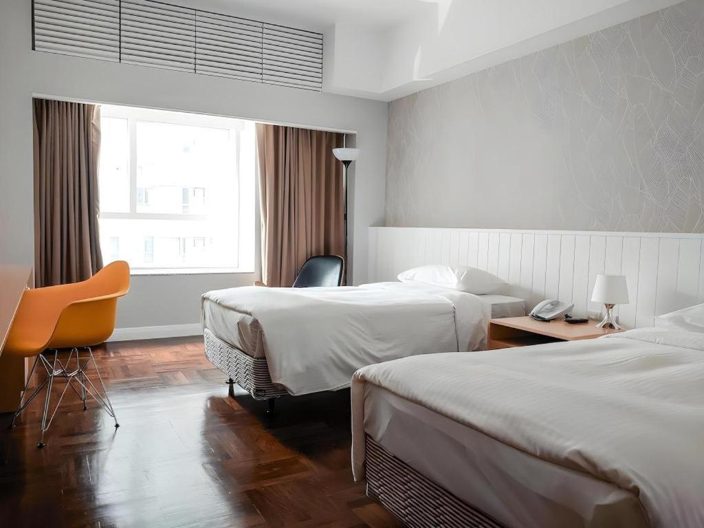 Caritas Oswald Cheung International House Hotel Hong Kong Bagian luar foto
